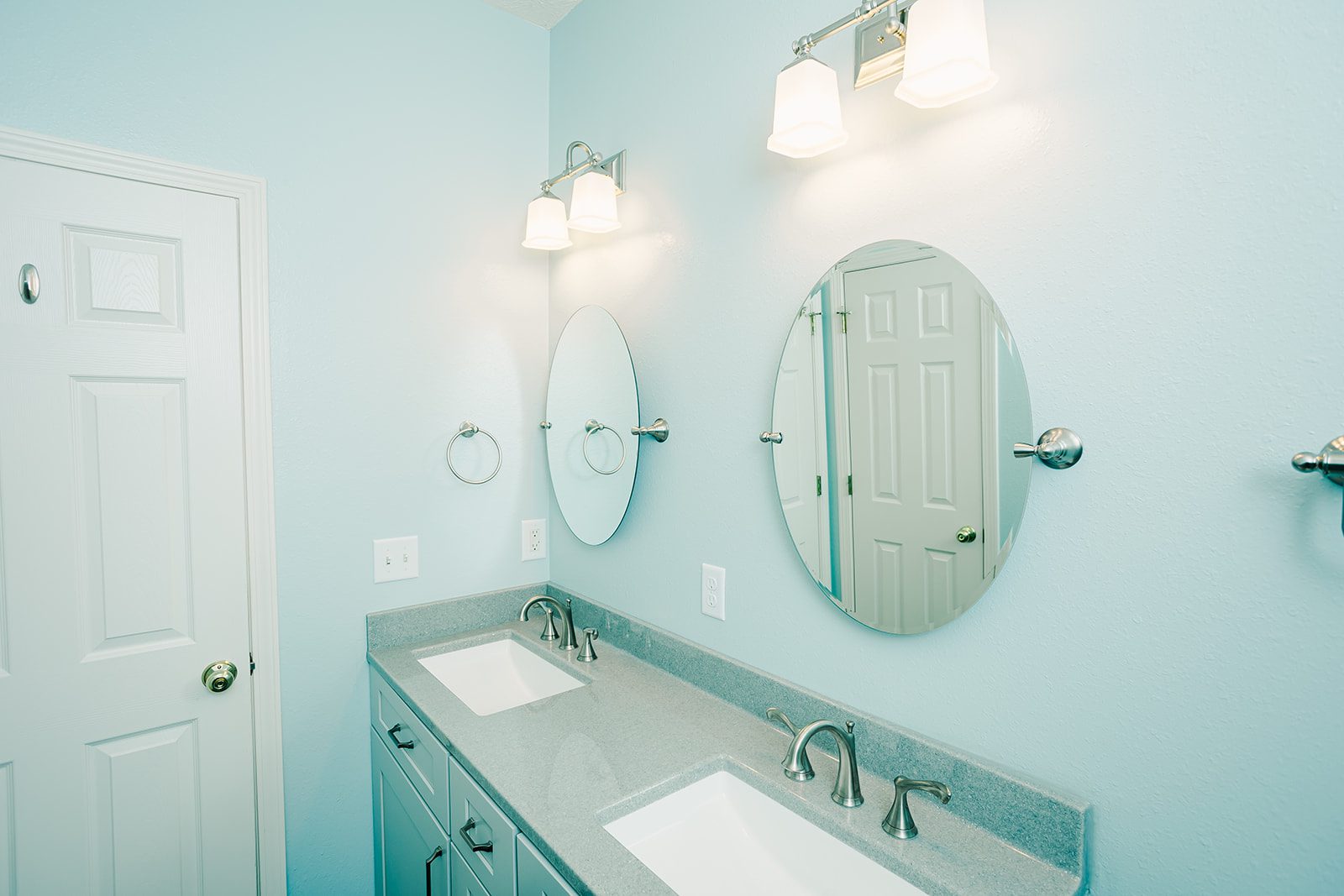 coors can remodel blusterdrive bathroom mirrors