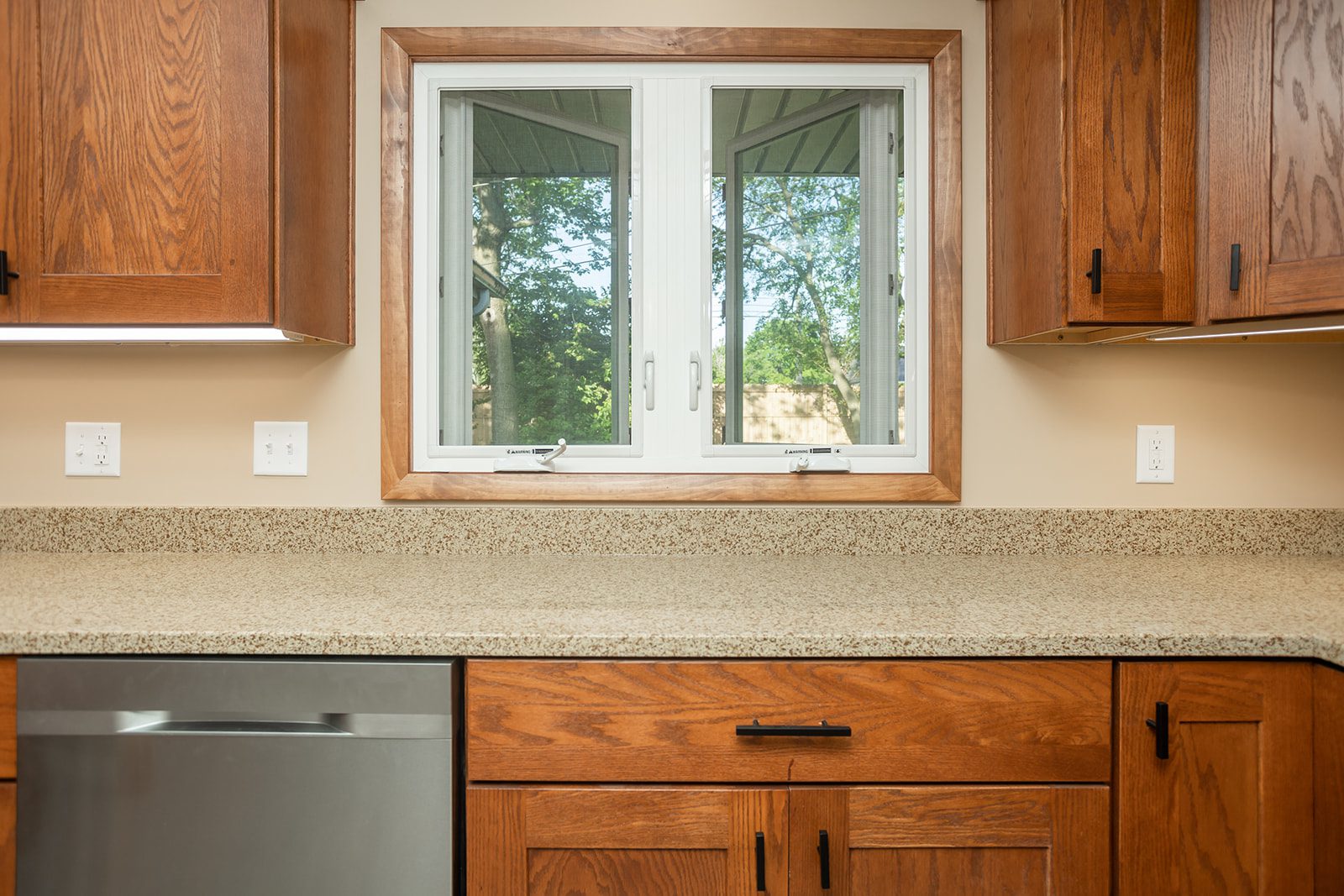 coors can remodel kitchen windows